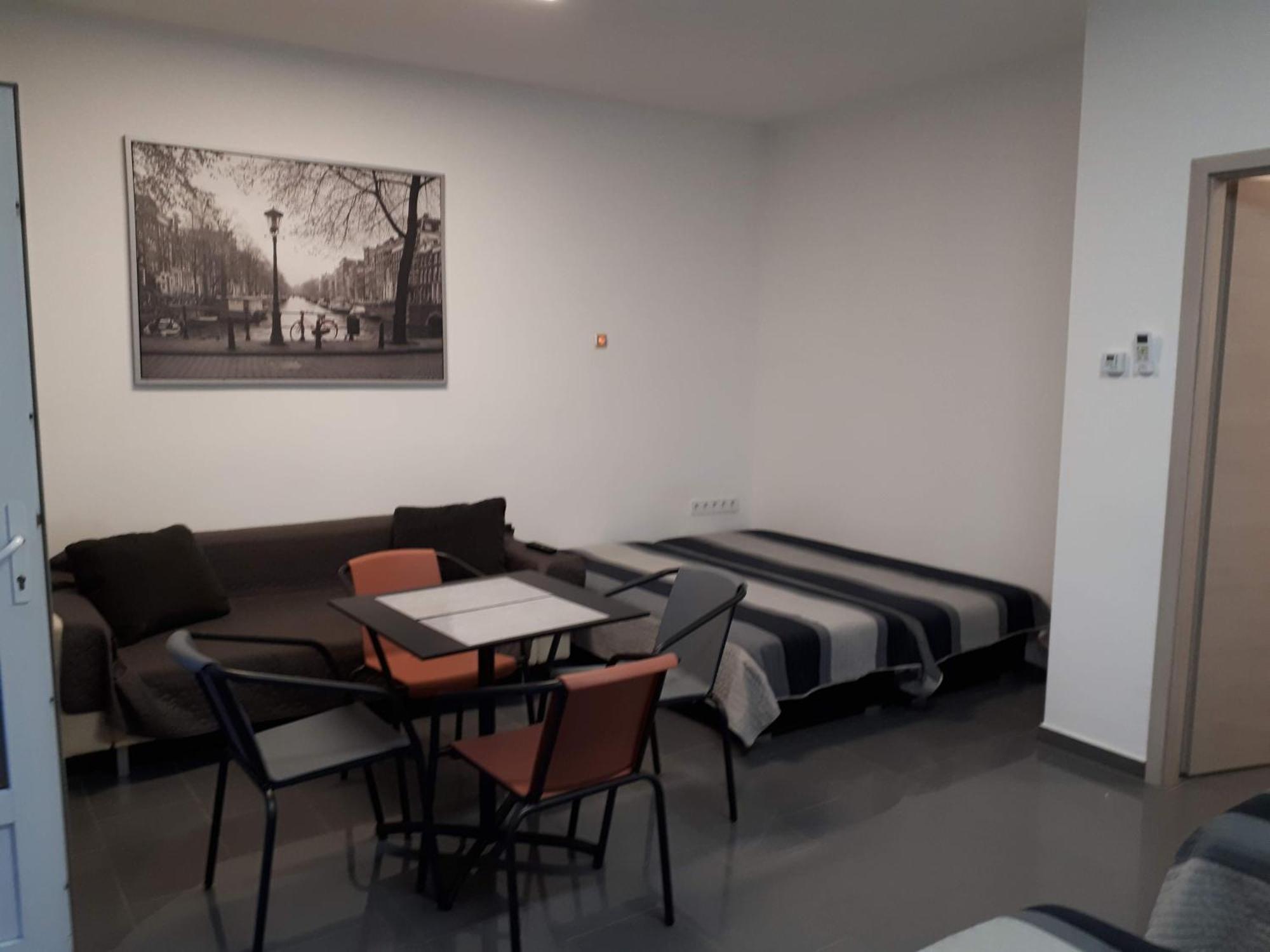 Kertvárosi Apartman Tiszaújváros Exterior foto