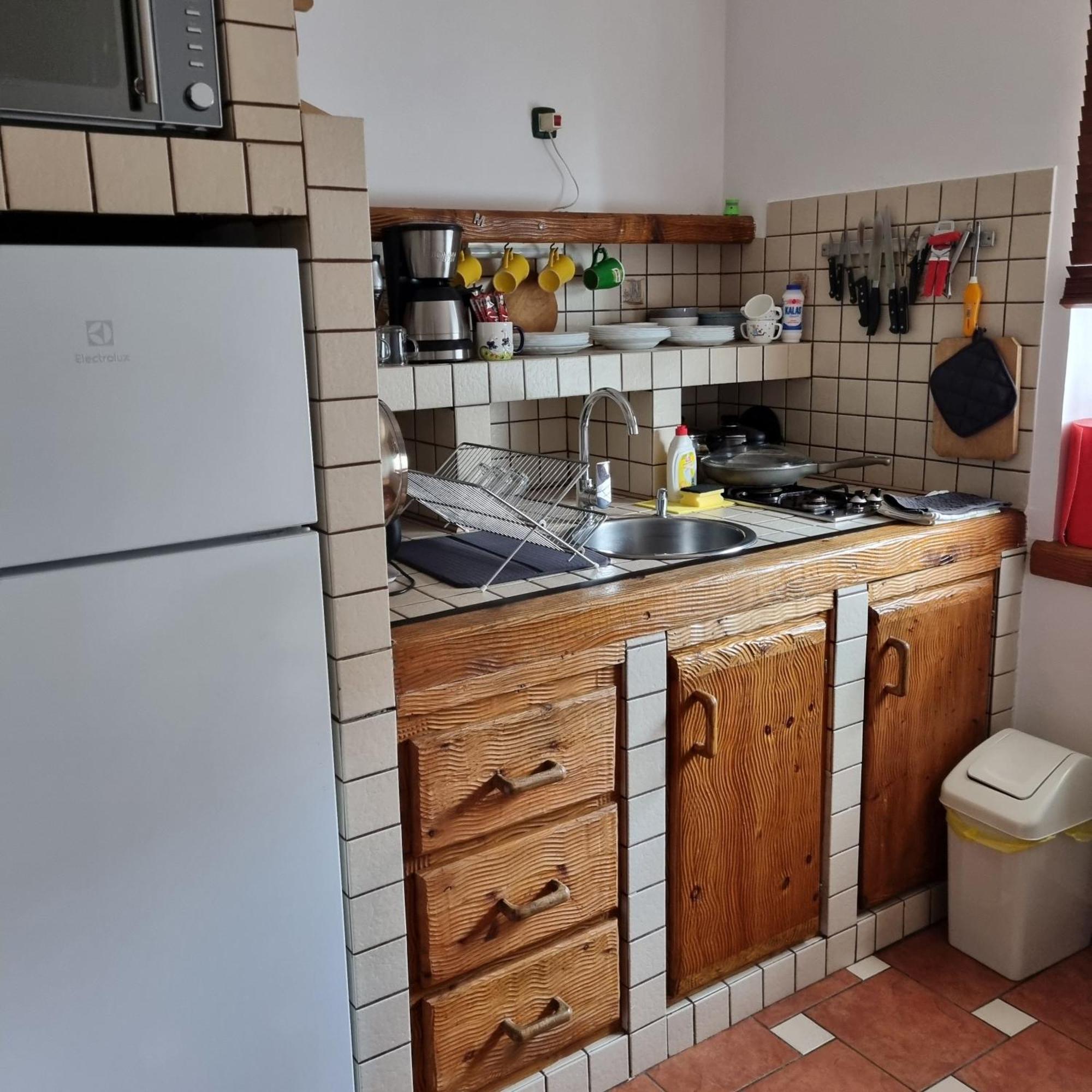 Kertvárosi Apartman Tiszaújváros Exterior foto