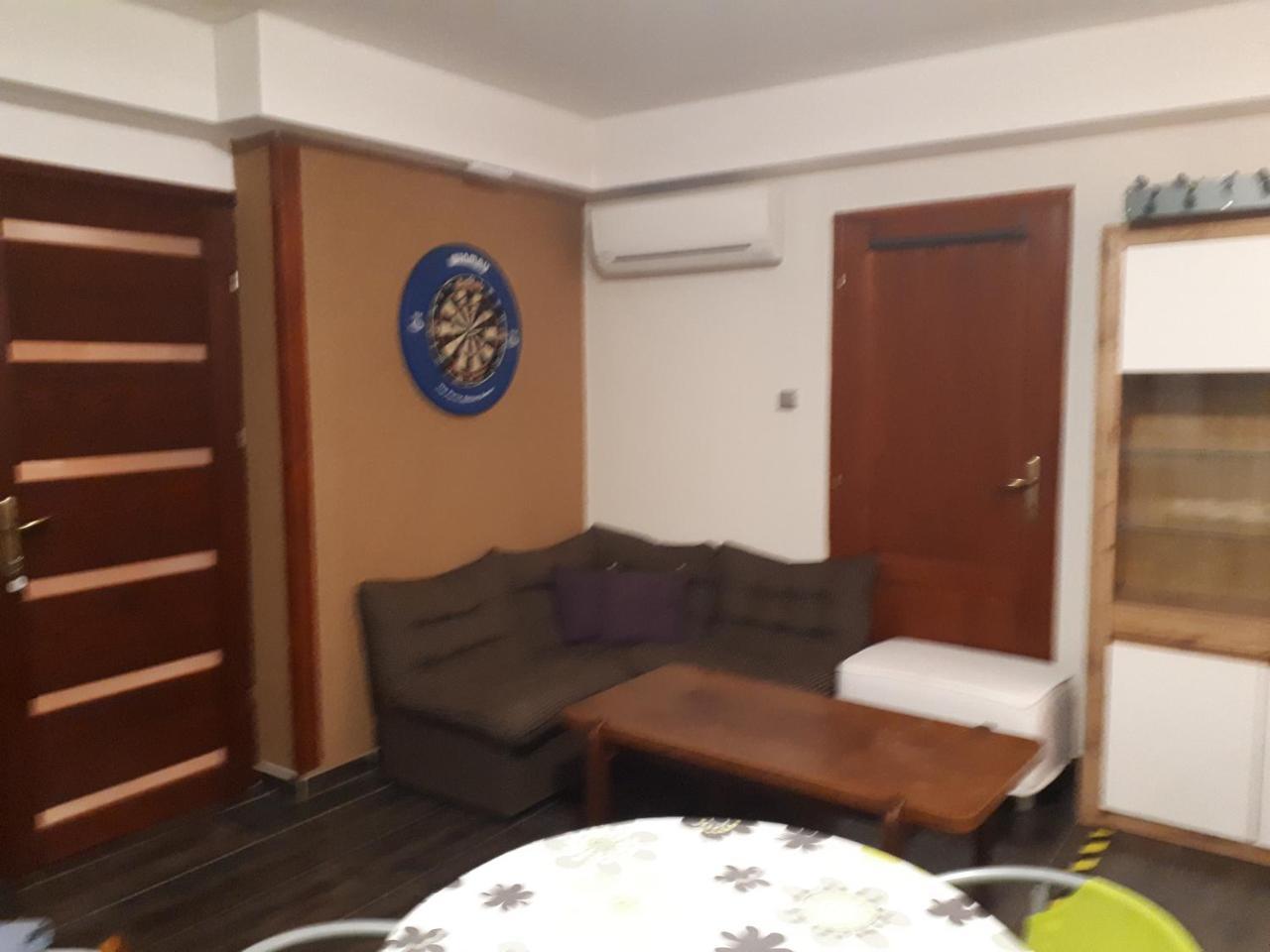 Kertvárosi Apartman Tiszaújváros Exterior foto